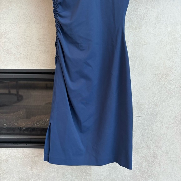 DIANE VON FURSTENBERG V Neck Midi Lenght Dress, Size 6 - Picture 11 of 12